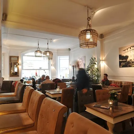 Guest house Cafe Orth 3*