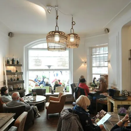 Vendégház Cafe Orth