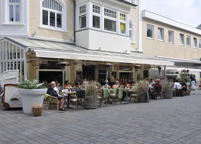 Pensionat Cafe Orth 3*